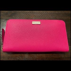Kate Spade saffiano leather wallet